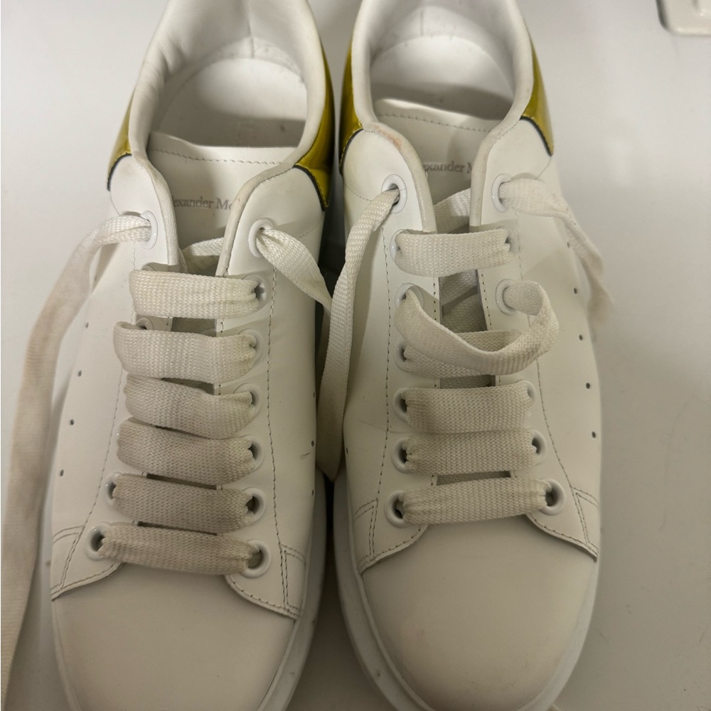 Alexander McQueen Oversized platform sneakers